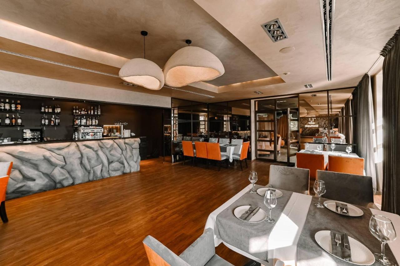 Park Hotel Switzerland Obariv Buitenkant foto
