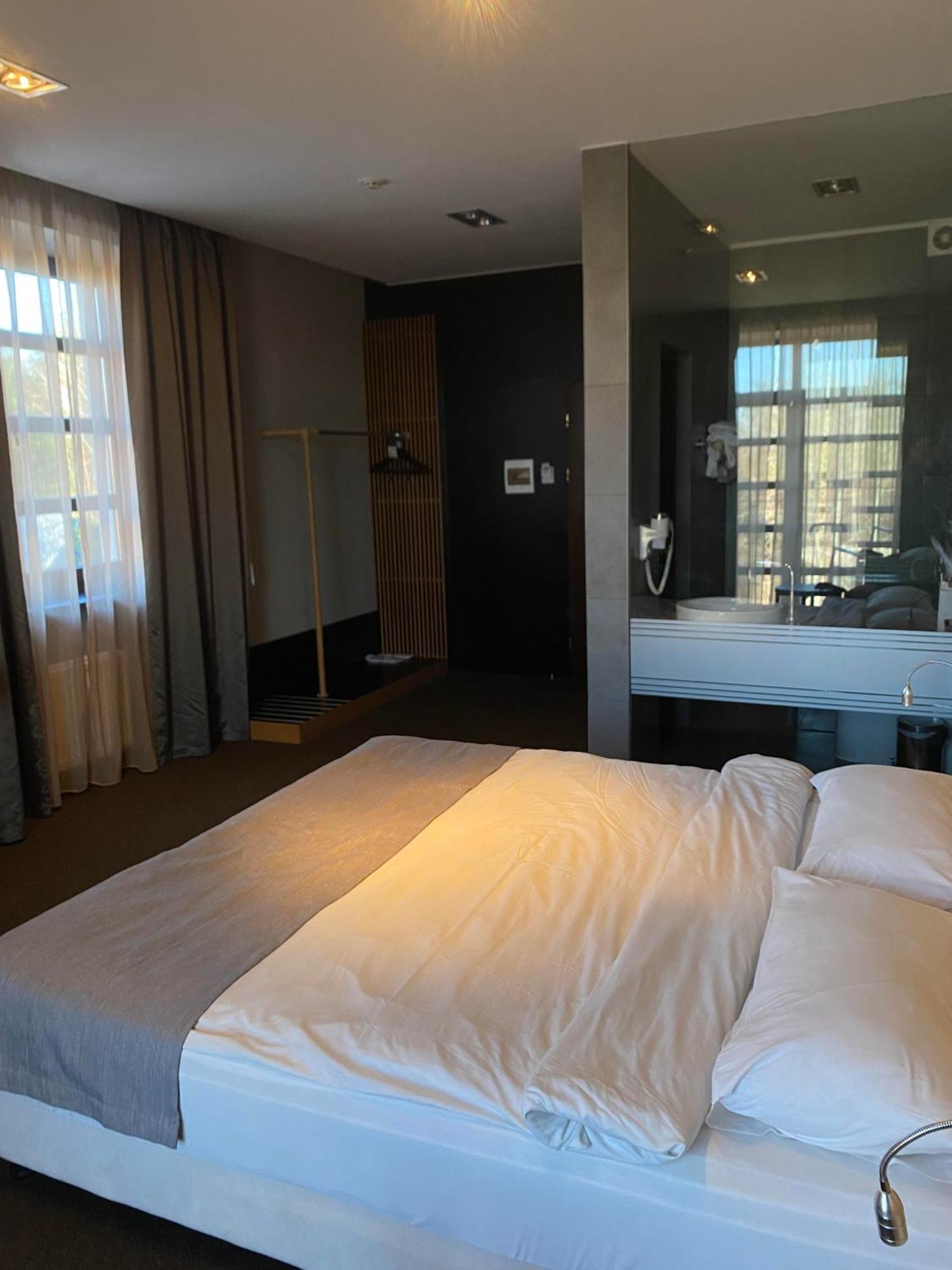 Park Hotel Switzerland Obariv Buitenkant foto